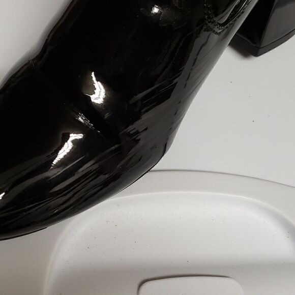 Forever 21 Pullon Black Faux Patent Ankle Boots sz 9 - Picture 6 of 8